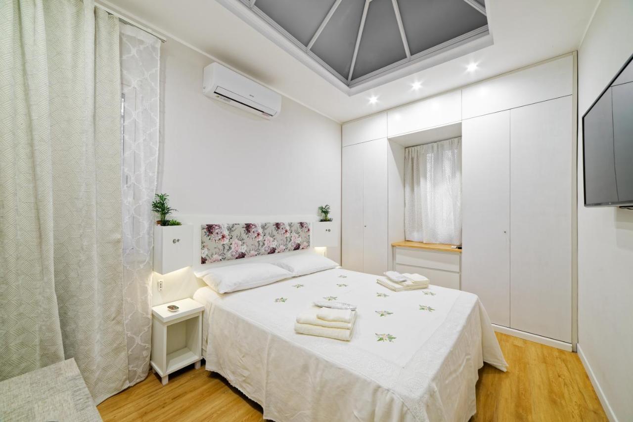 Appartement La Porta Di Mezzo à Catane Extérieur photo