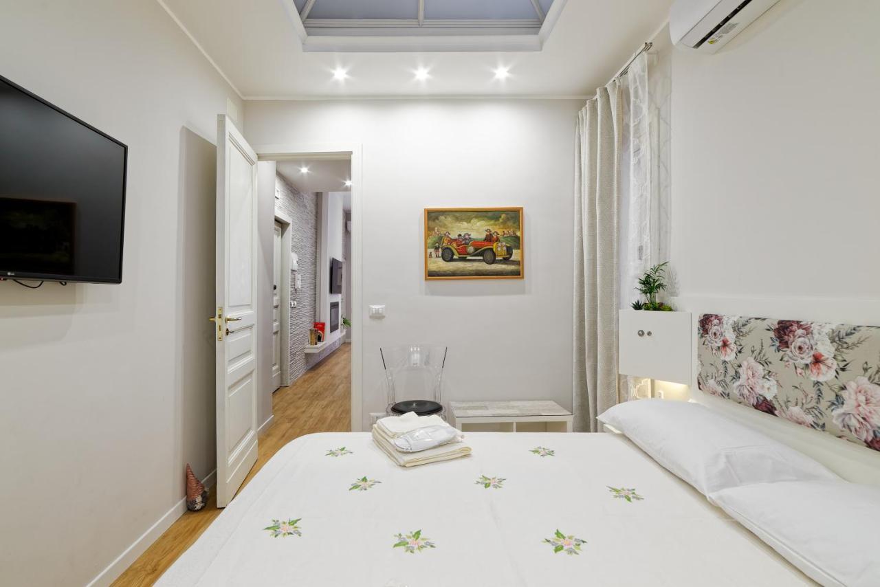Appartement La Porta Di Mezzo à Catane Extérieur photo